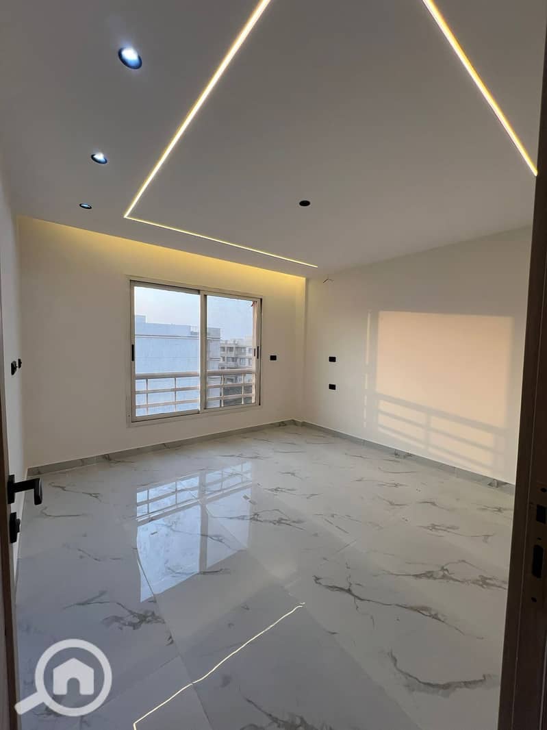 10 WhatsApp Image 2025-11-23 at 1.51. 09 PM. jpeg