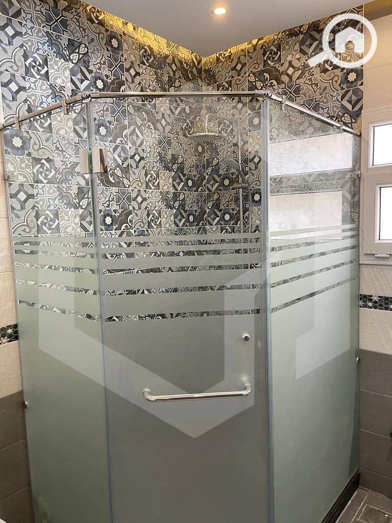 7 District 7 El Sheikh Zayed 7. jpg