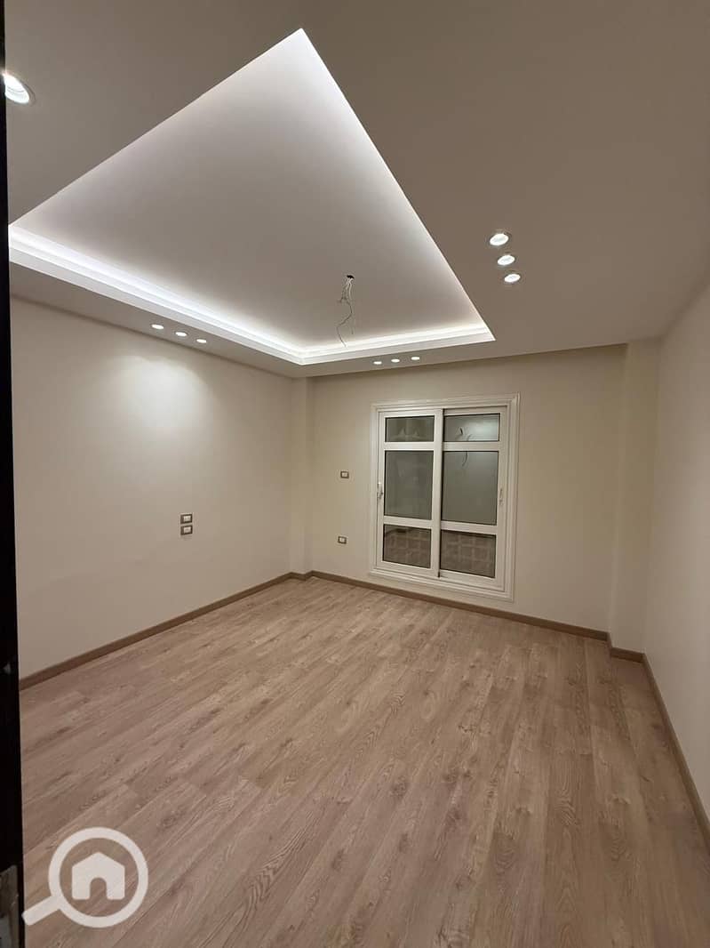 4 2c675a82-ecb0-4d55-b64e-fad6fd57516f. jpg