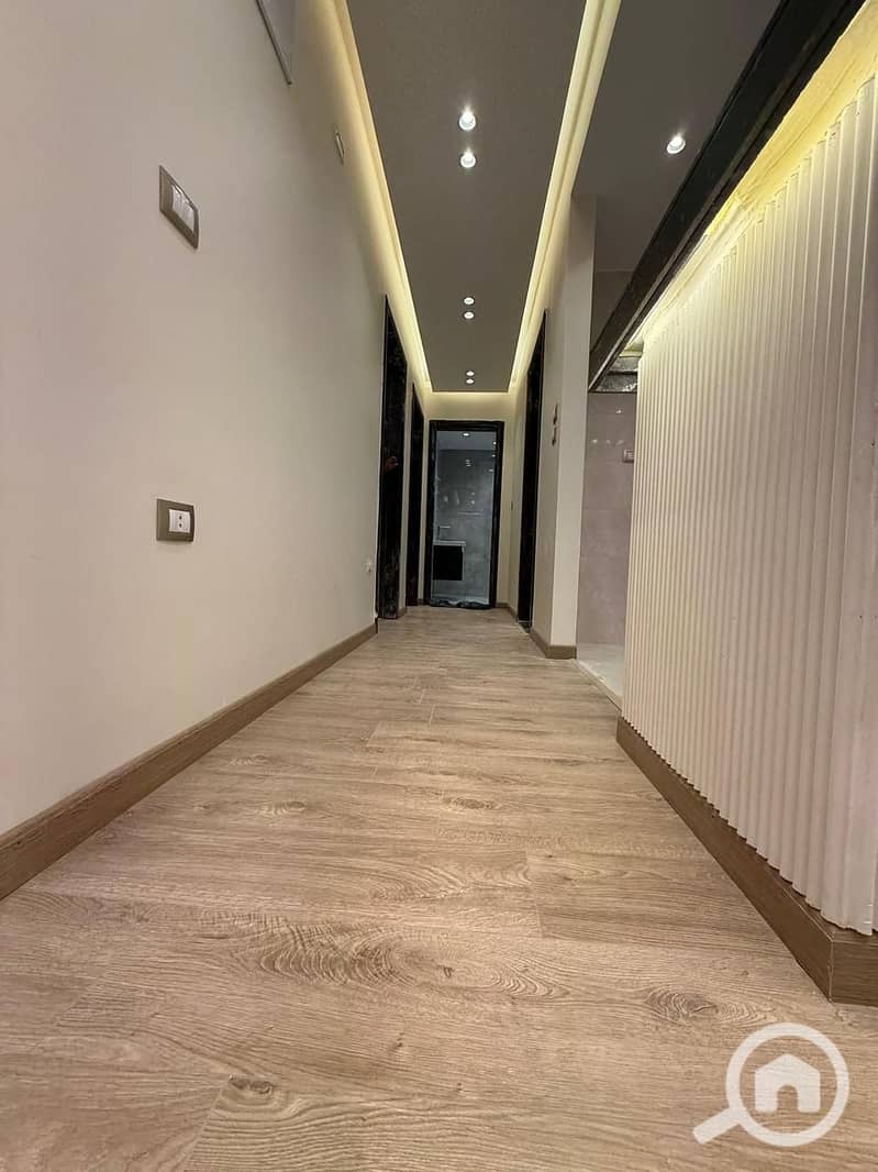 7 acf4ef07-4721-4b41-ae28-d55c7777e56e. jpg