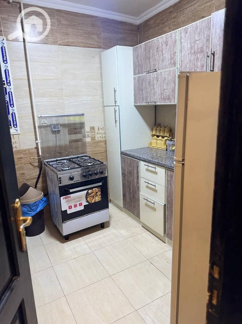 13 a9763905-3ef0-4385-b3bb-bf6a30dca9b7. jpeg