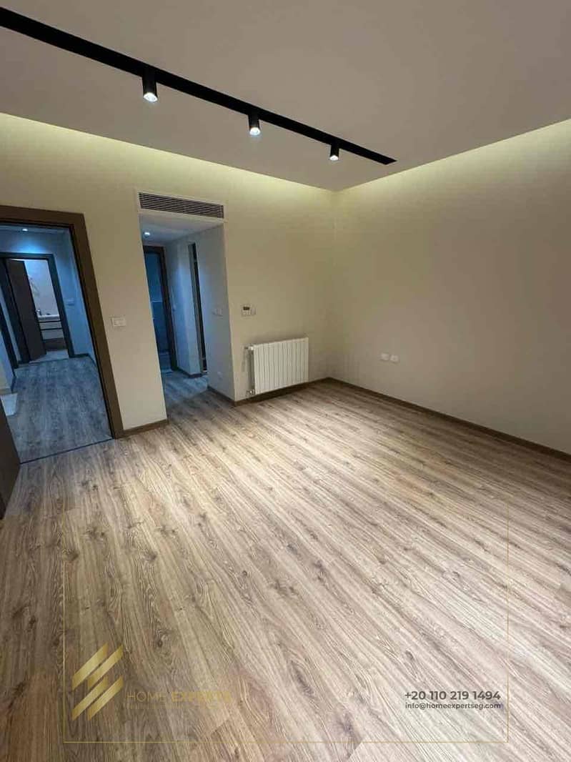 6 f887756a-b833-42c5-a5ab-f780a30c86b6. jpg