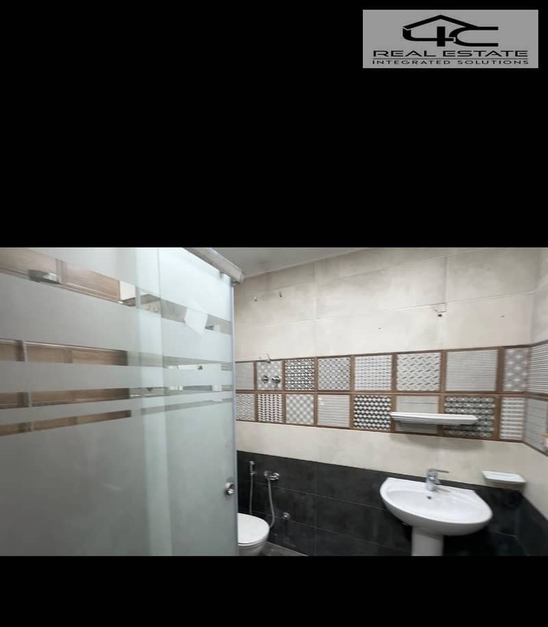 5 WhatsApp Image 2025-11-22 at 10.47. 22 PM (1). jpeg