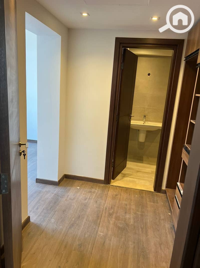 10 WhatsApp Image 2023-08-19 at 5.50. 00 PM (3). jpeg