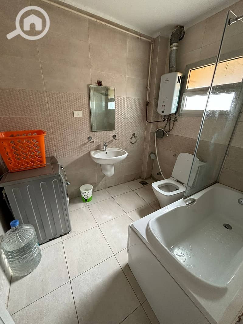 5 WhatsApp Image 2025-11-23 at 13.51. 35_fcdb4e02. jpg