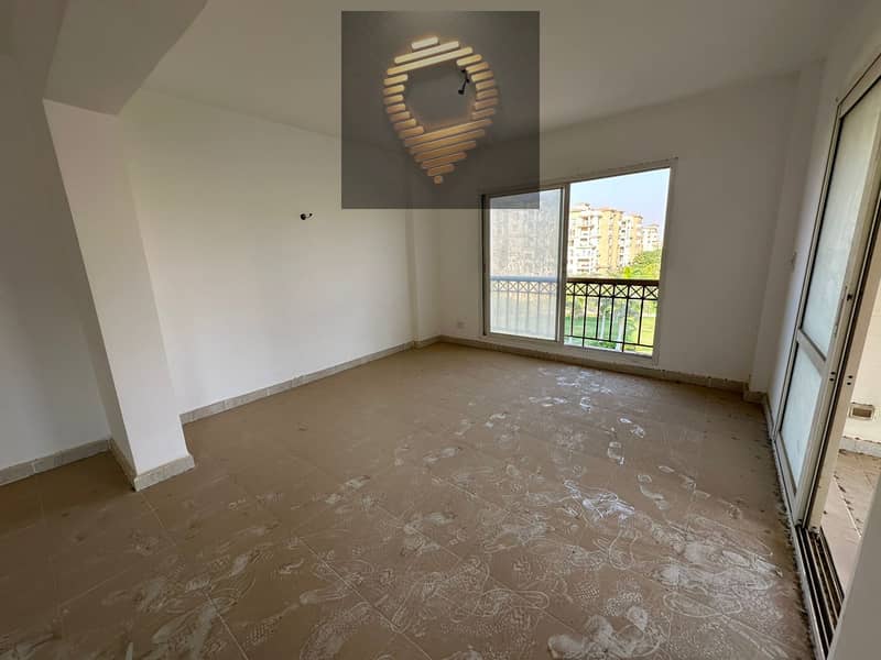 4 WhatsApp Image 2025-09-28 at 15.20. 16_d9e88672. jpg