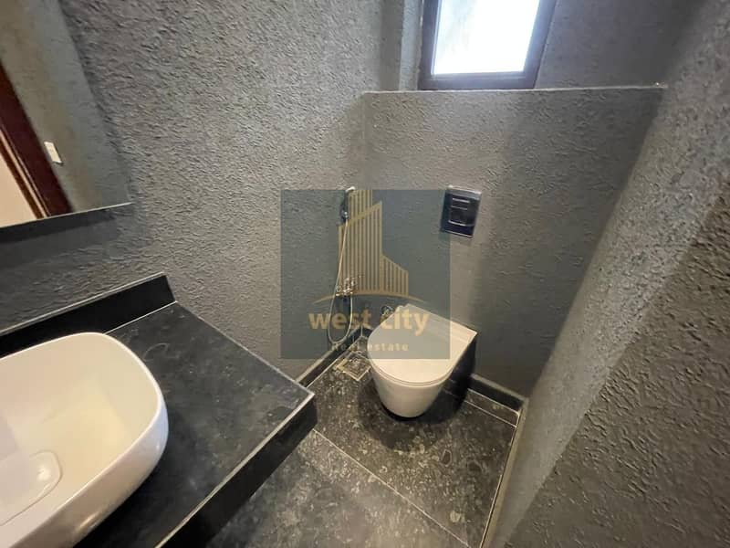 4 IMG-20251123-WA0028(1). jpg