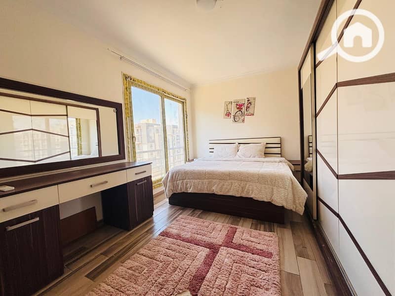 2 33caf11e-9c5f-40de-8f6e-85593f361d7a. jpeg