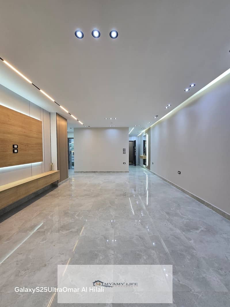 6 WhatsApp Image 2025-11-23 at 10.57. 31 AM (1). jpeg