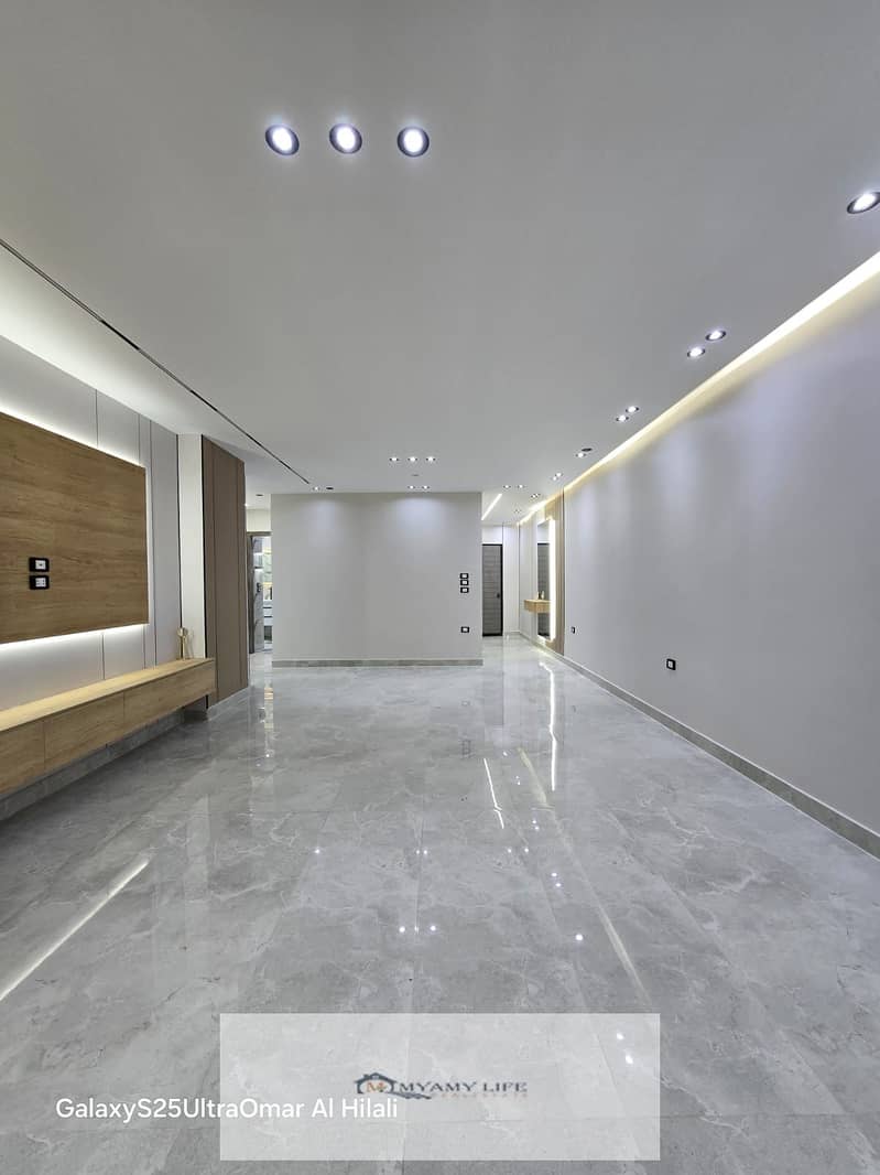 7 WhatsApp Image 2025-11-23 at 10.57. 32 AM. jpeg