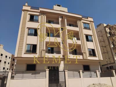4 Bedroom Flat for Sale in New Cairo, Cairo - عمارة ركان . jpg