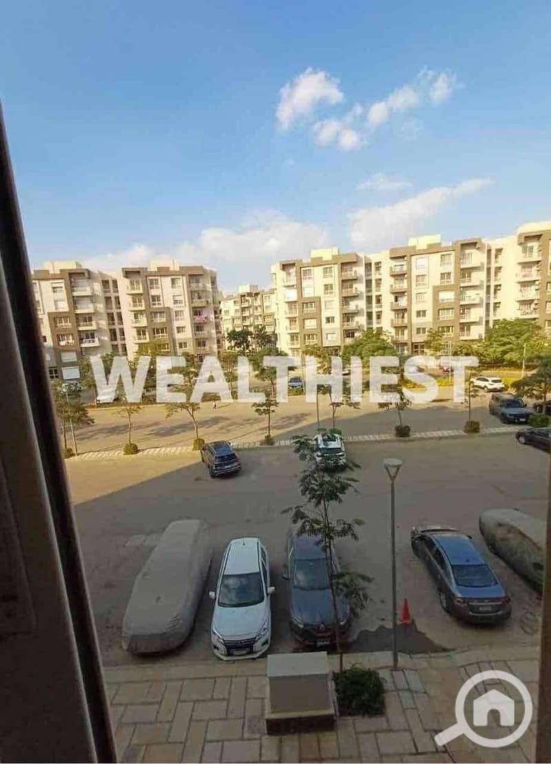 7 e4e0cb8a-b056-406d-8076-ff1f9984f87b. jpg