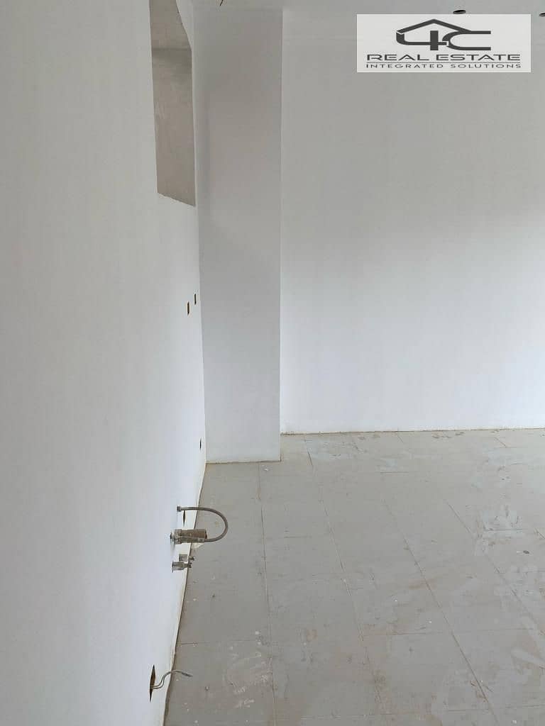 15 WhatsApp Image 2025-11-22 at 3.15. 13 AM (1). jpeg