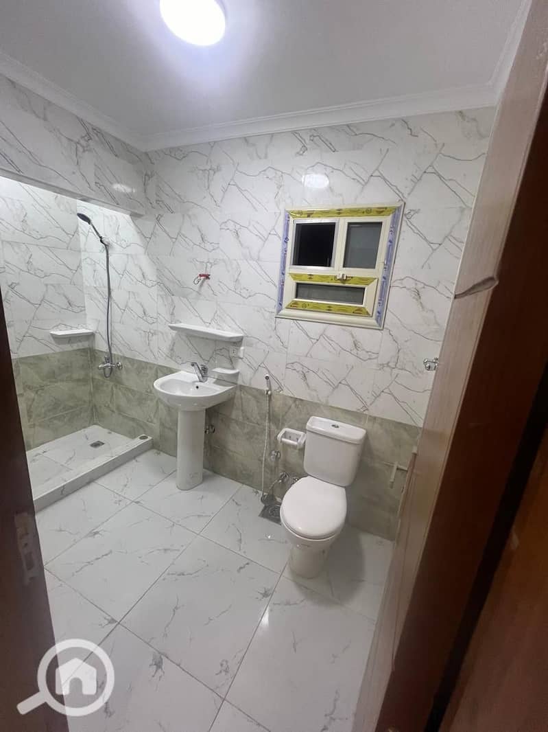 9 WhatsApp Image 2025-11-23 at 1.57. 12 PM (4). jpeg