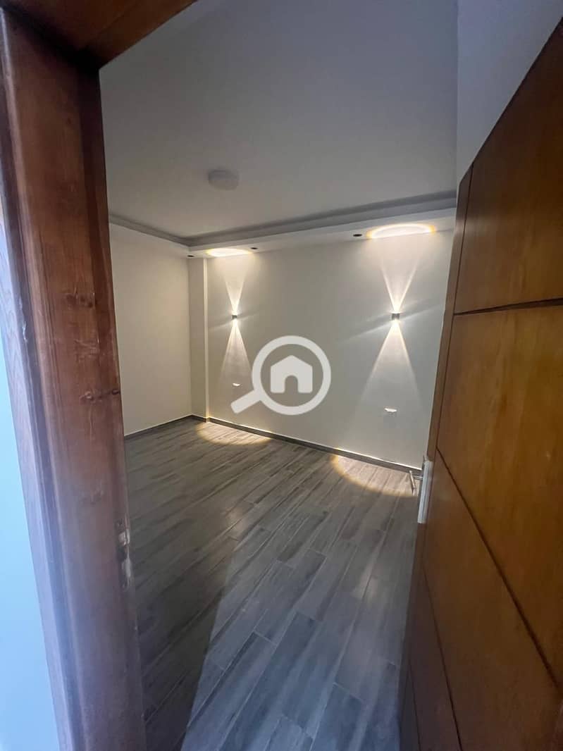 16 WhatsApp Image 2025-11-23 at 1.57. 14 PM (1). jpeg