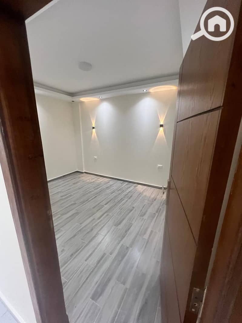 17 WhatsApp Image 2025-11-23 at 1.57. 14 PM (2). jpeg