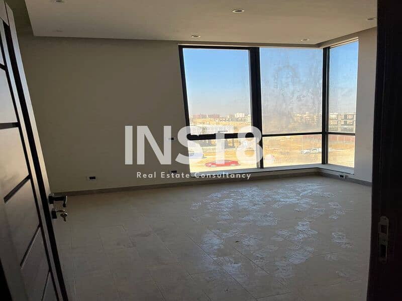 7 6922dd3b8ecd3_WhatsApp-Image-2025-11-23-at-12.29. 53_fc073ee0. jpg