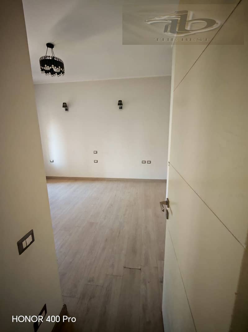 6 ac176468-0c0c-47cd-90bd-733427e0247c. jpeg