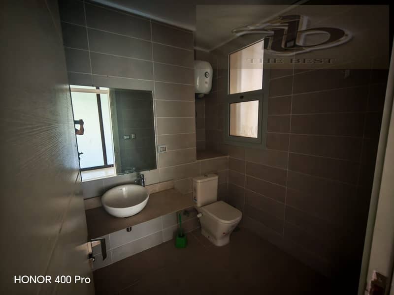 14 19e808ae-66fc-4c9c-b040-04d4a0fb8ca4. jpeg