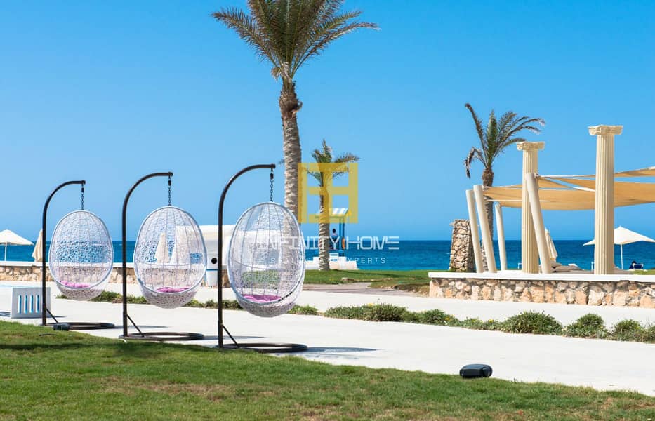 6 11c1bb55-ec73-406c-b6f7-94ea5d8198a9. jpg