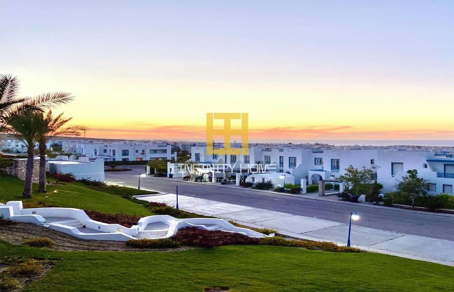 8 57a286f4-92f4-46d0-b10b-06797332eb40. jpg