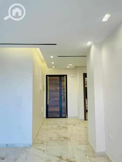 3 Bedroom Flat for Sale in Sheikh Zayed, Giza - WhatsApp Image 2025-11-09 at 2.45. 41 PM (3). jpeg 3 Bedroom Flat for Sale in Sheikh Zayed, Giza - WhatsApp Image 2025-11-09 at 2.45. 41 PM (3). jpeg