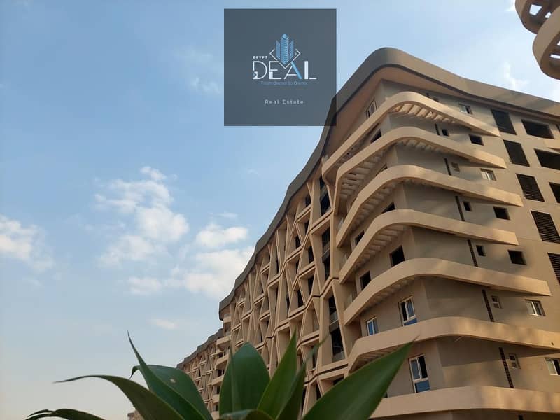 12 52f2de0f-02be-4ba9-997b-f1b27da0a00c. jpg