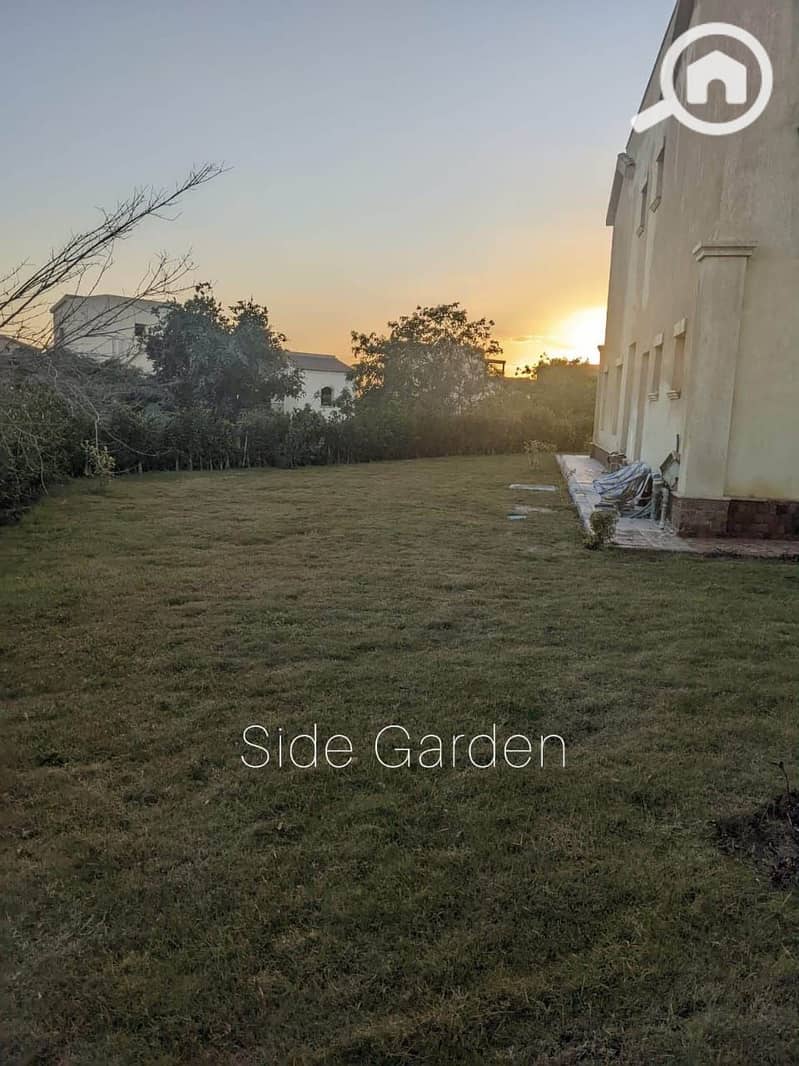 4 4bd35a3d-11ce-4c17-b7d4-6121e05f0135. jpeg