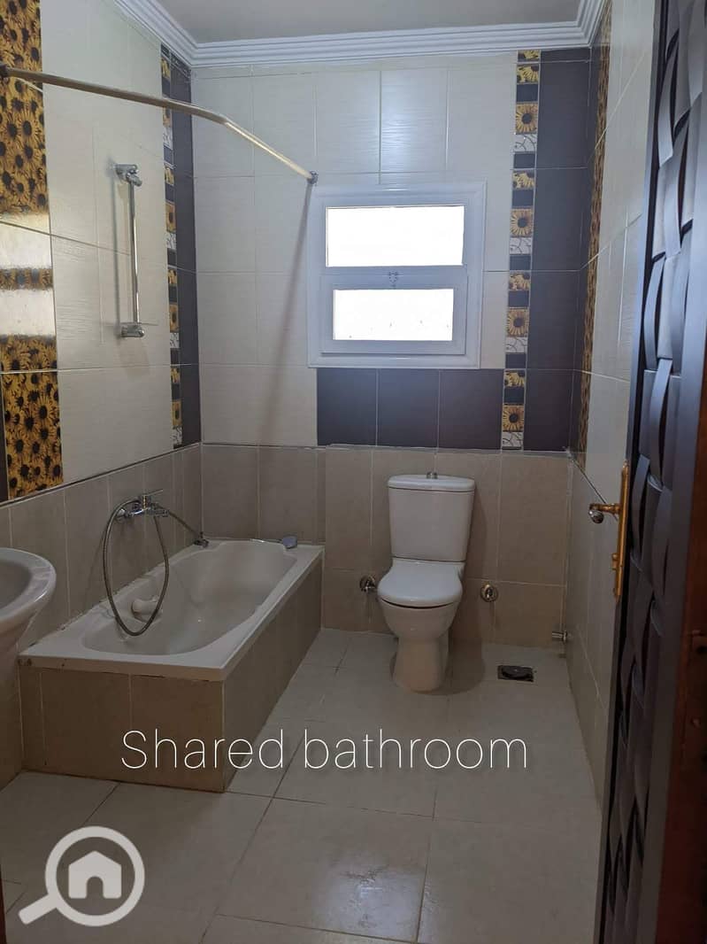 6 6f07fabb-723d-4977-817d-f2f2971fa1b3. jpeg