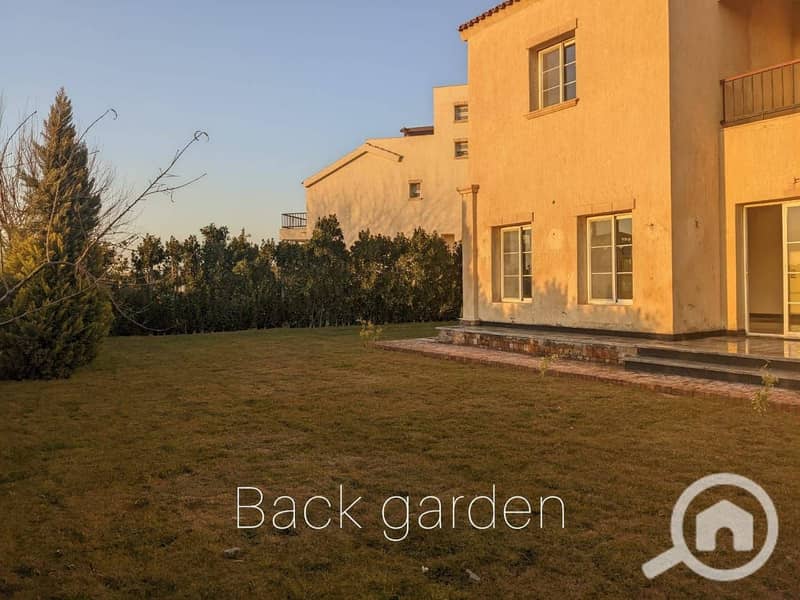 12 81ac7820-5c3e-4638-9af4-9cf40d80f362. jpeg