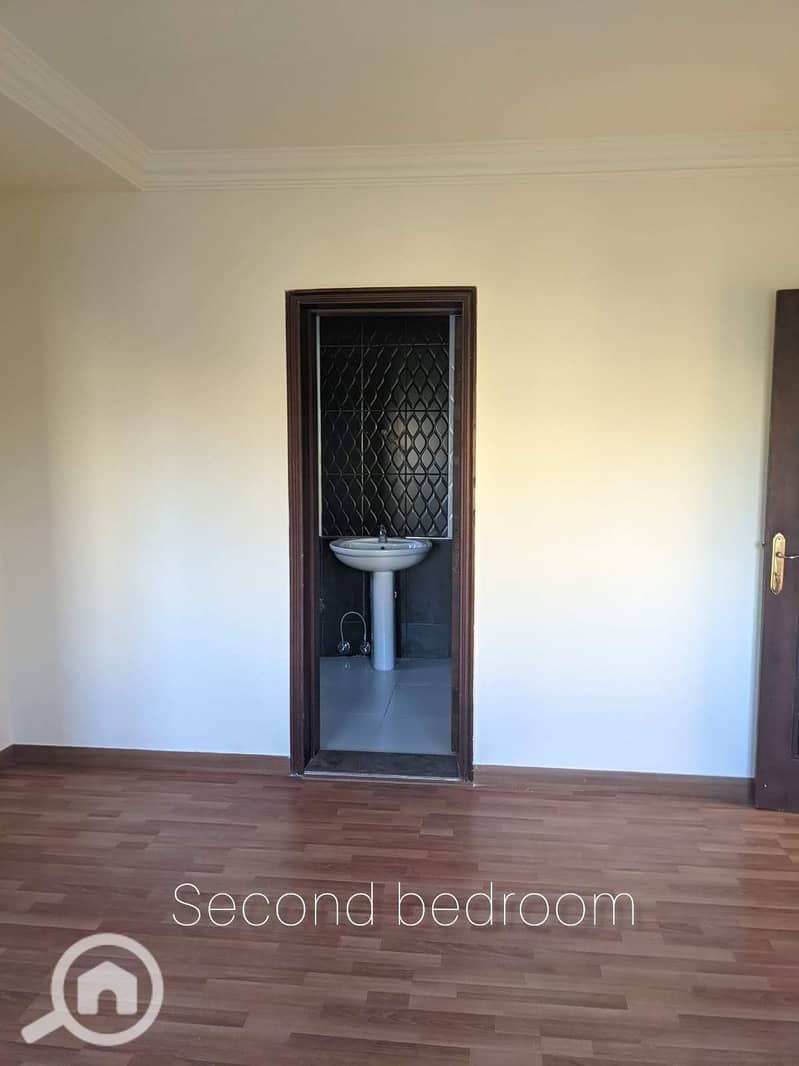 16 9764d0fe-33b8-426d-ab0b-d6e32e3848be. jpeg