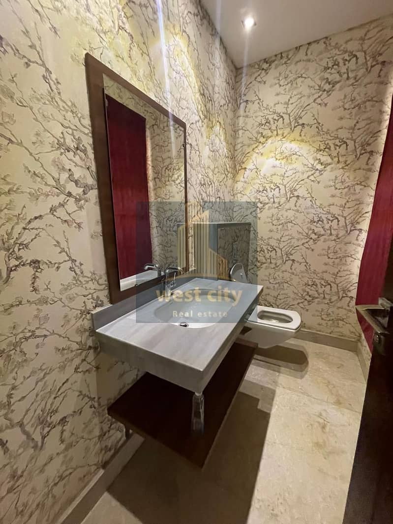 10 IMG-20250811-WA0009(3). jpg