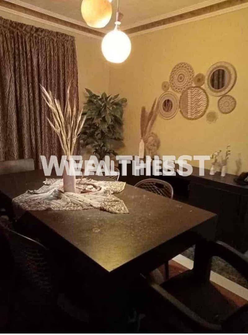 11 c908fe6f-c213-40e0-a079-3b88ab54ea9d. jpg