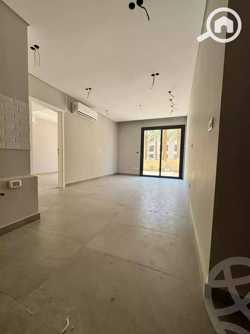 2 3238e7ee-6e20-4d68-a106-b5f14e13c583. jpg