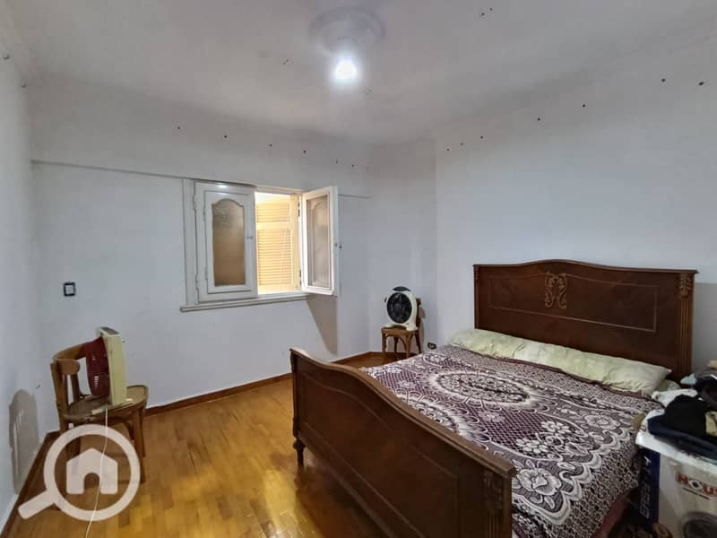 3 13e6adfd-2818-4735-a13a-331ead3cb42a. jpeg