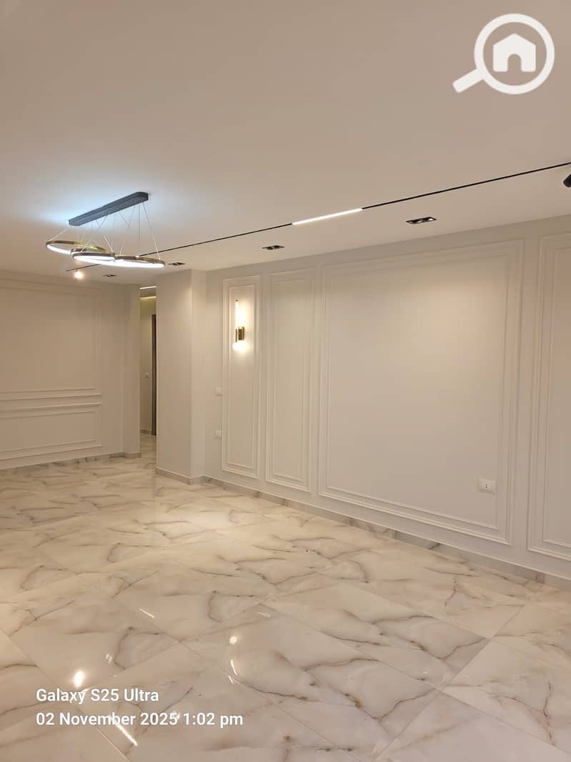 3 608357ae-29f2-4d30-a5b2-3d99a87c533f. jpeg