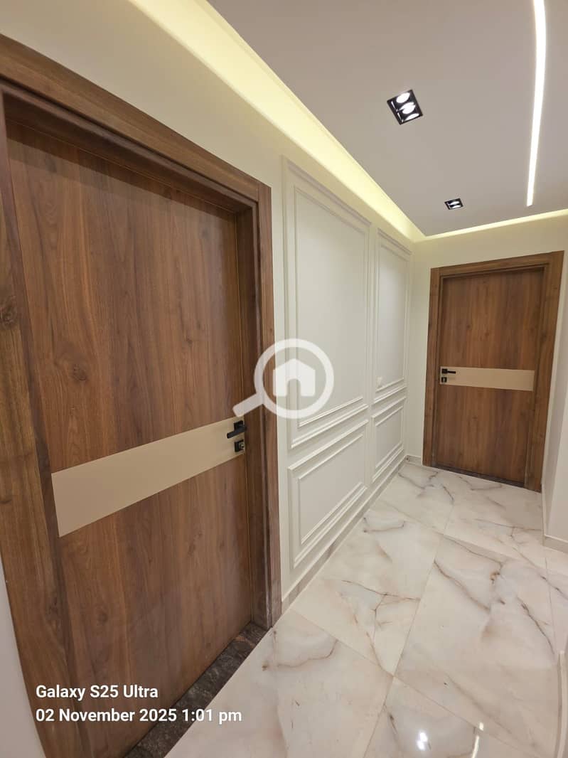 19 e4fcd303-2dbb-433d-a048-561670bc0699. jpeg