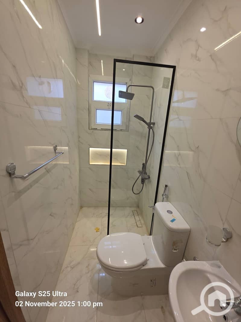 23 62124c56-5df0-4896-a298-c3089564f839. jpeg