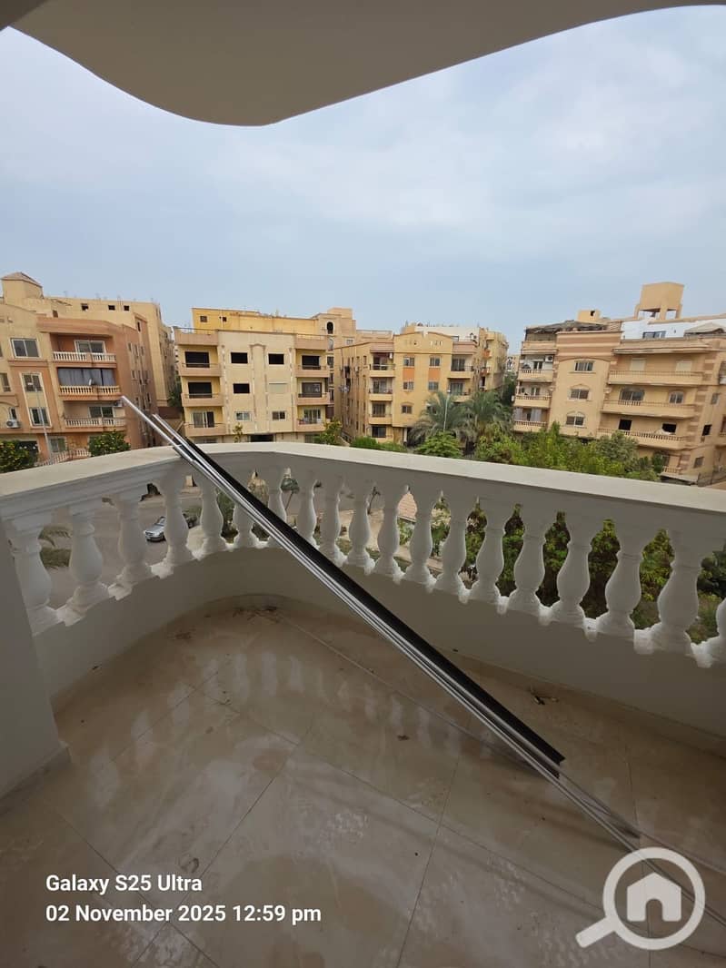 28 4d2044ee-e581-4cd3-a938-faed114d6228. jpeg