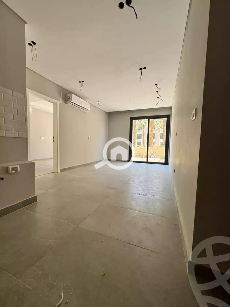 4 3238e7ee-6e20-4d68-a106-b5f14e13c583. jpg