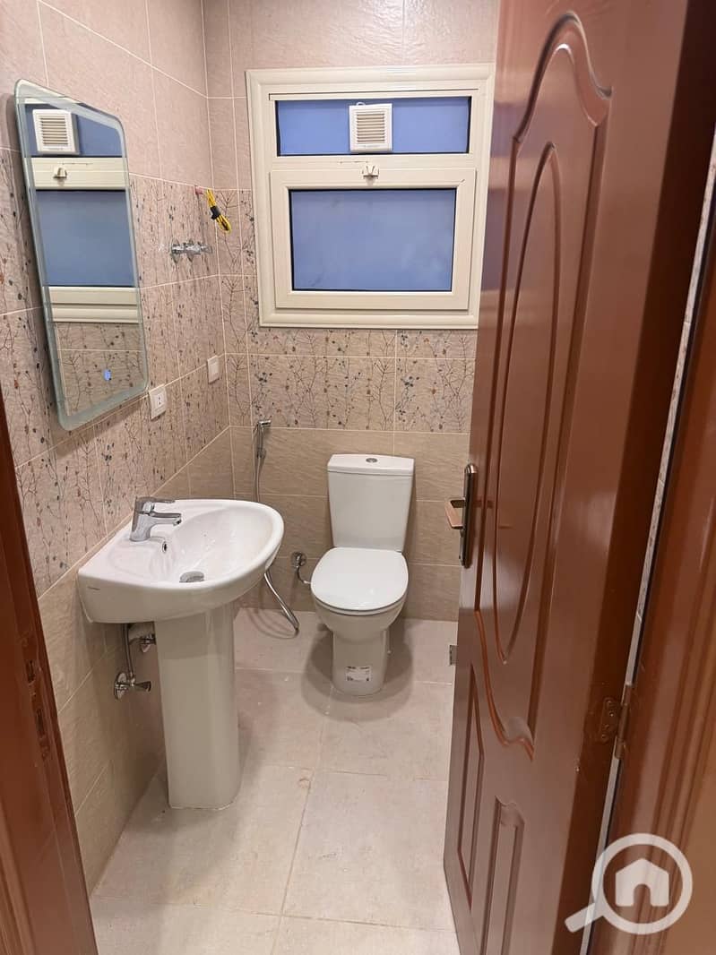 13 IMG-20251018-WA0253. jpg