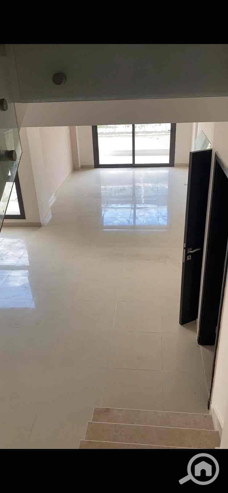 2 a4376d02-2ccc-42fe-a51b-048be6e7a3c8. jpg