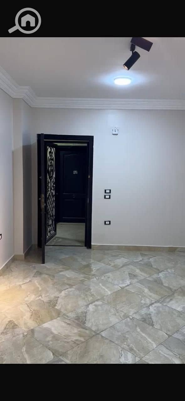 2 96a12e5d-61de-4eea-83e4-b2b690c7e7ab. jpeg