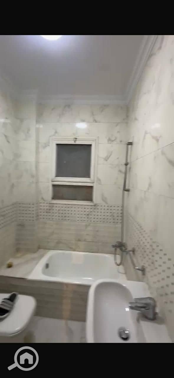 3 014e186e-f548-4652-aa0c-f1859037a7c6. jpeg