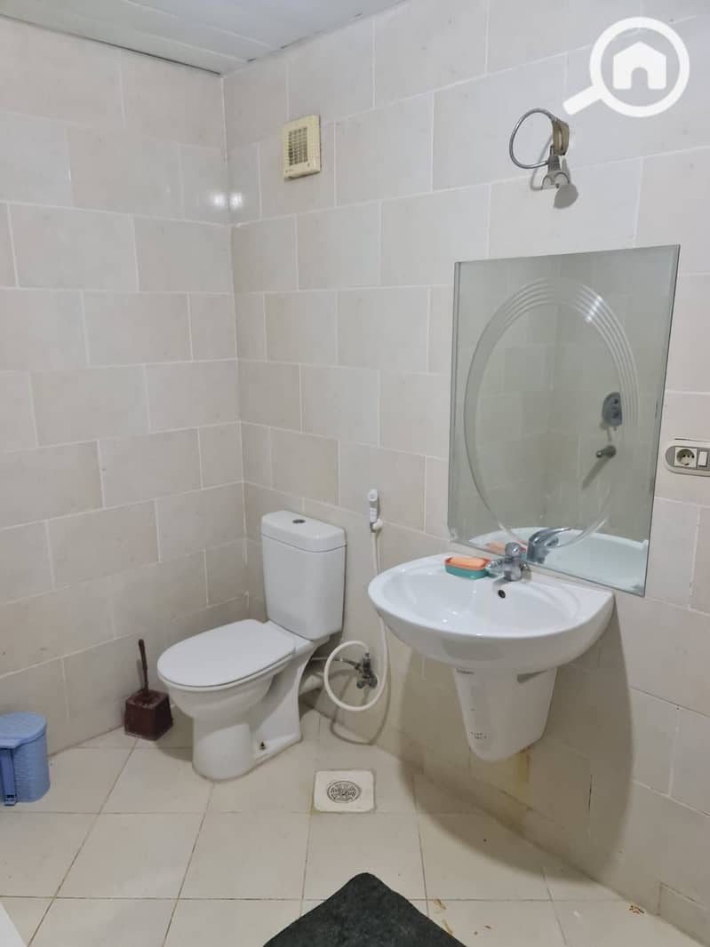 15 f7212c33-ea65-4335-9975-4f6f088f060a. jpeg