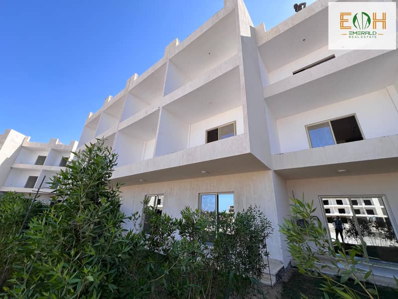 8 WhatsApp Image 2025-09-08 at 18.57. 56 (2). jpeg