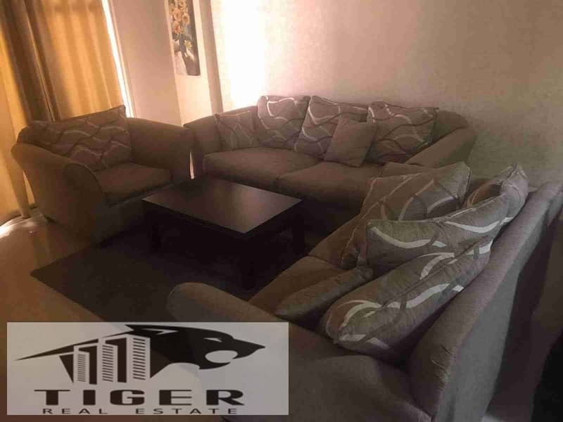 1000484158. jpg 1000484158. jpg