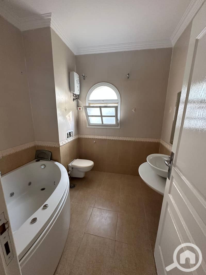 7 IMG-20250203-WA0182. jpg