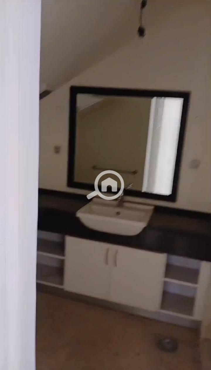 4 WhatsApp Image 2025-11-19 at 10.54. 44 PM. jpeg