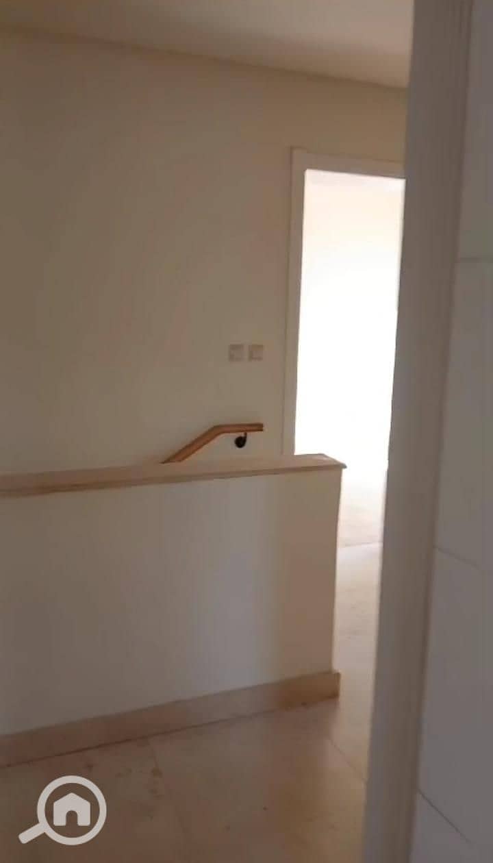 7 WhatsApp Image 2025-11-19 at 10.54. 42 PM. jpeg